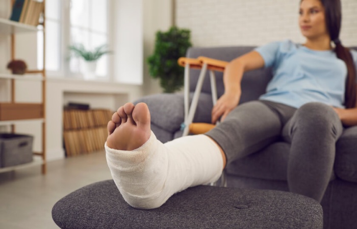 Immediate Actions After a Crushed Bone Injury